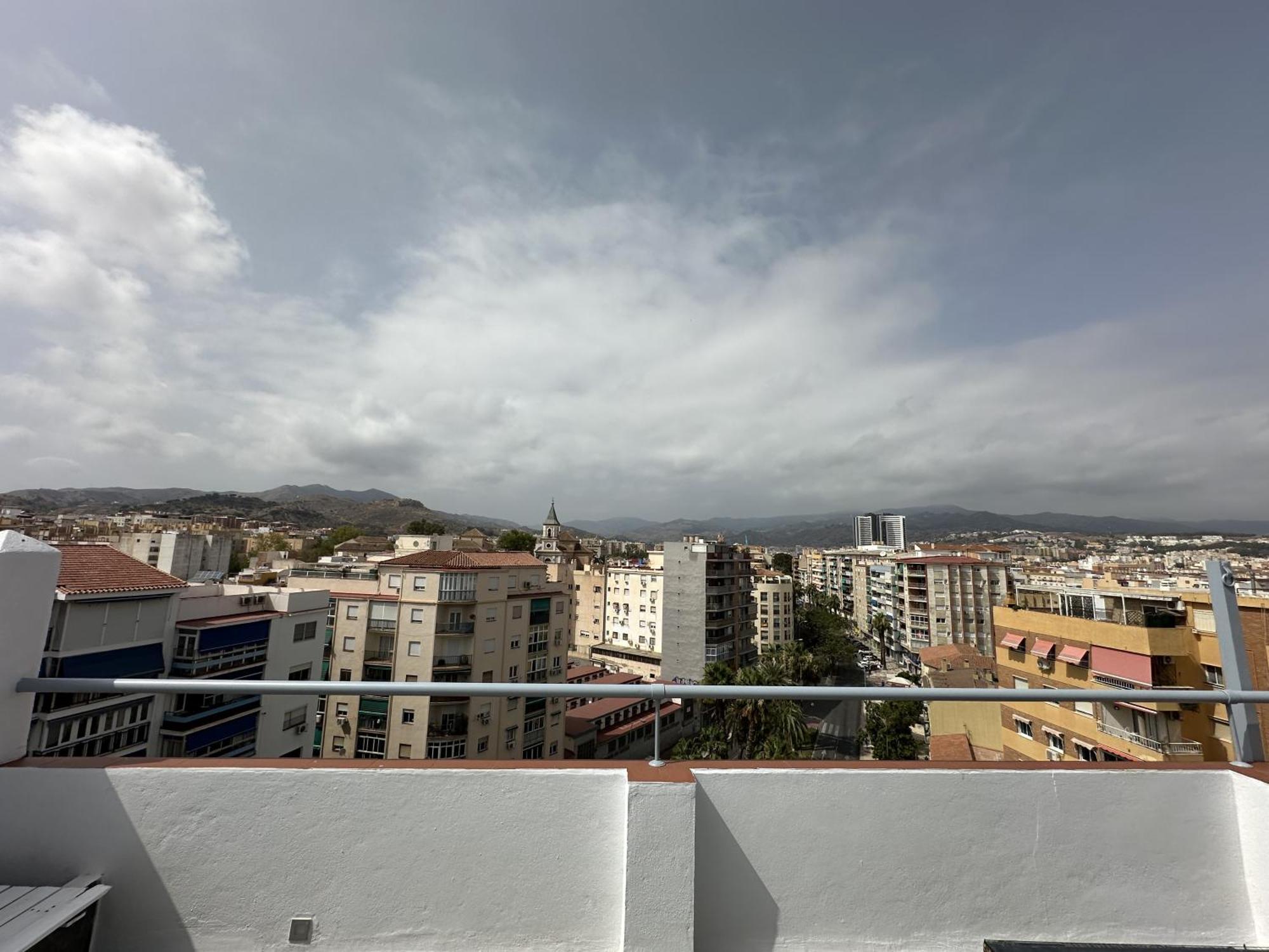 Апартаменты Atico Plaza Bailen Malaga Centro Экстерьер фото